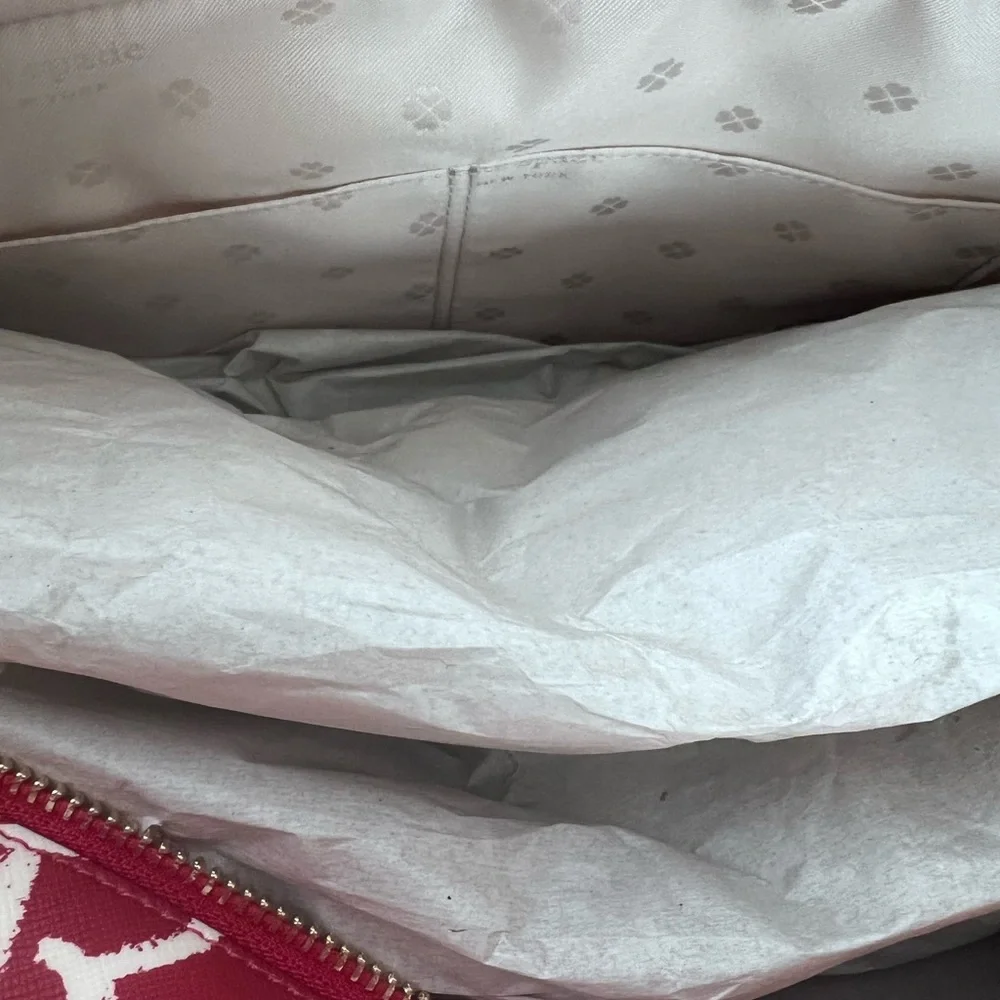 ❌SOLD❌ KATE SPADE Margareta Lipstick Hearts Tote Bag - Valentine’s Day - Picture 5 of 5